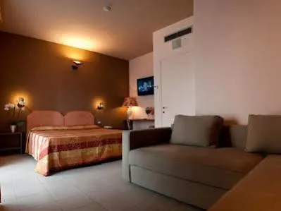 Sph 3*